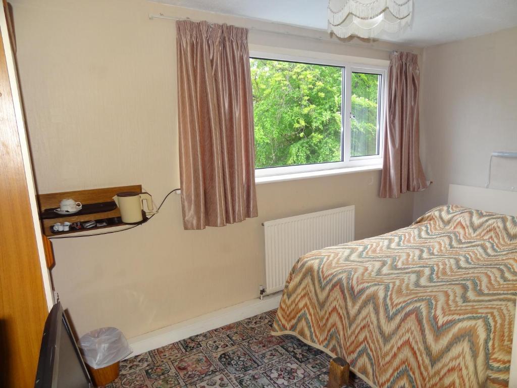Oak 3* Leeds (West Yorkshire)