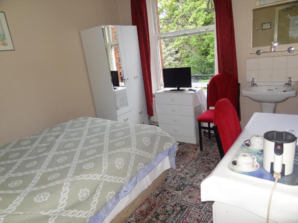 Hotel Oak 3*