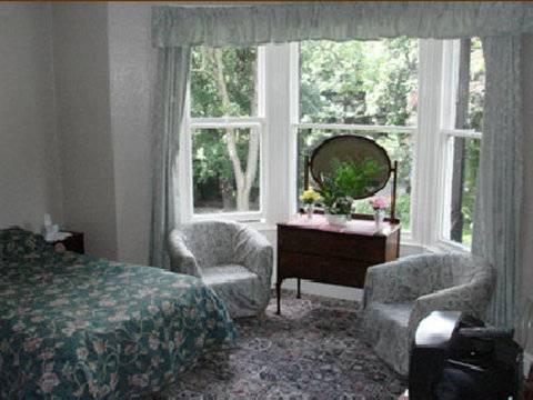 Hotel Oak 3*